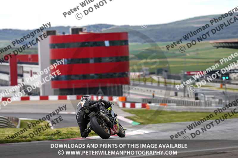 cadwell no limits trackday;cadwell park;cadwell park photographs;cadwell trackday photographs;enduro digital images;event digital images;eventdigitalimages;navarra;no limits trackdays;peter wileman photography;racing digital images;trackday digital images;trackday photos